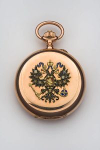Золотые часы с изображением Государственного герба Российской Империи
